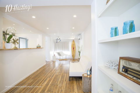 10 Hastings Street Motel - Tourism Gold Coast 3