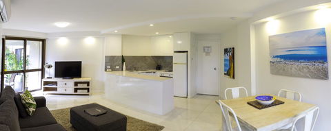 Ocean Breeze Resort - Tourism Gold Coast 12