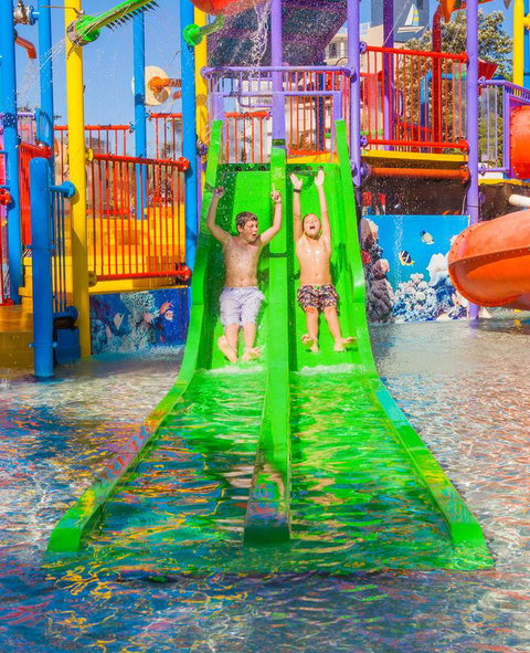 Oaks Sunshine Coast Oasis Resort - Gold Coast 10