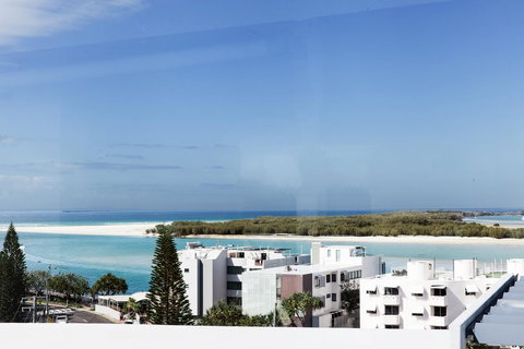 Ocean Views Resort Caloundra - Tourism Gold Coast 8