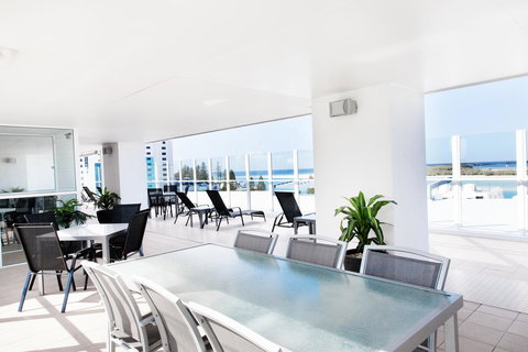 Ocean Views Resort Caloundra - Tourism Gold Coast 10