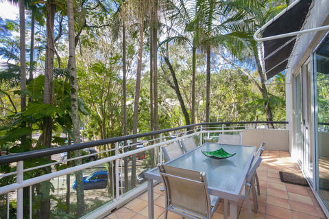 Emerald Noosa - Tourism Gold Coast 27