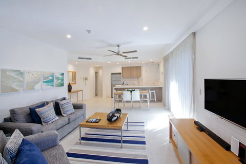 Emerald Noosa - Tourism Gold Coast 25