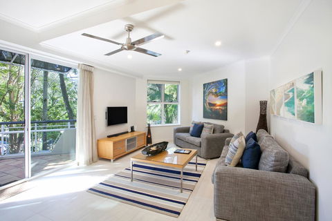 Emerald Noosa - Tourism Gold Coast 24