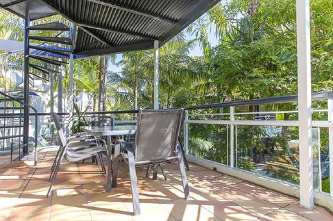 Emerald Noosa - Tourism Gold Coast 6