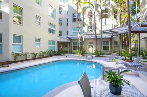 Emerald Noosa - Tourism Gold Coast 3