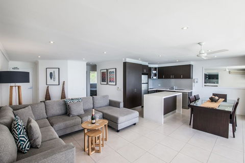 Noosa Harbour Resort - Tourism Gold Coast 32