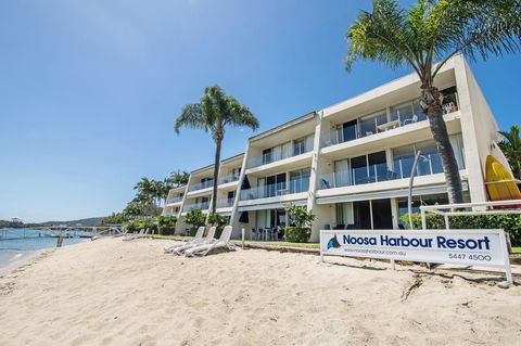 Noosa Harbour Resort - Tourism Gold Coast 4