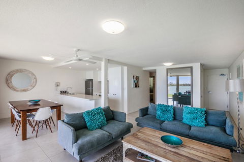 Noosa Harbour Resort - Tourism Gold Coast 23