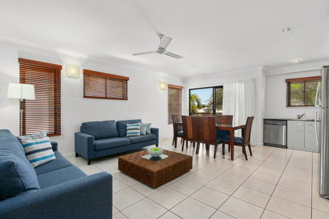 Blue Lagoon Resort - Tourism Gold Coast 1