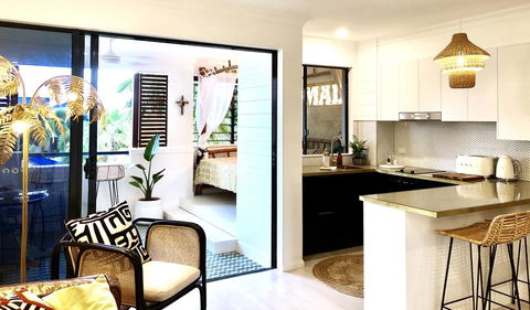 NOMAD - Luxe Apartment - Tourism Gold Coast 23