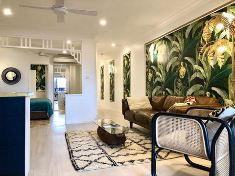 NOMAD - Luxe Apartment - Tourism Gold Coast 24