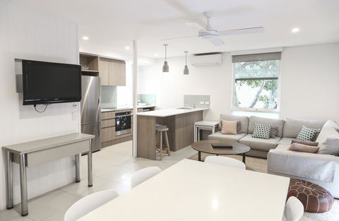 The Hastings Beach Houses - Tourism Gold Coast 21