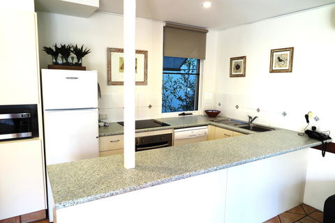 The Hastings Beach Houses - Tourism Gold Coast 37