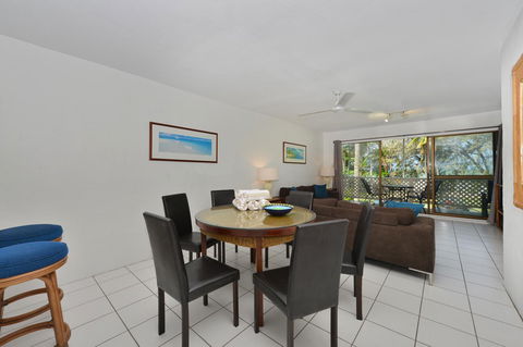 Seascape Holidays At Beachfront Terraces - Tourism Gold Coast 9