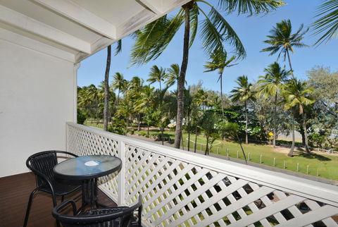 Seascape Holidays At Beachfront Terraces - Tourism Gold Coast 25