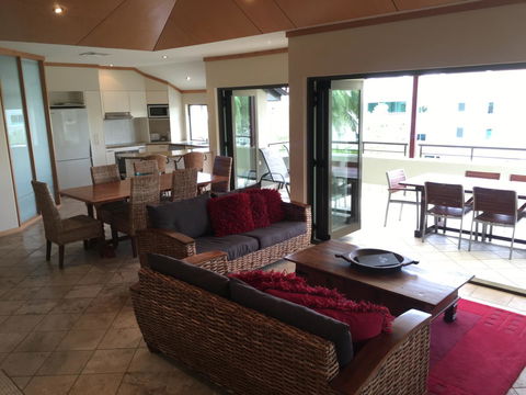 Bella Casa Noosa - Tourism Gold Coast 35