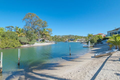 Caribbean Noosa - Tourism Gold Coast 1