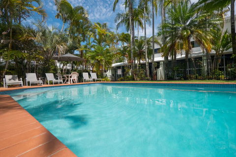 Caribbean Noosa - Tourism Gold Coast 0