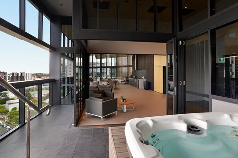 Brisbane One Apartments By CLLIX - Tourism Gold Coast 9
