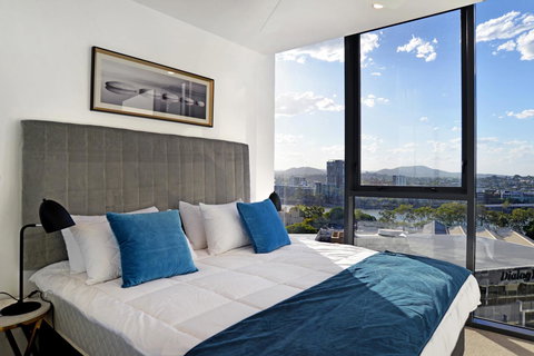 Brisbane One Apartments By CLLIX - Tourism Gold Coast 3