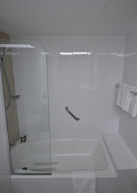 Pacific Hotel Cairns - Tourism Gold Coast 40