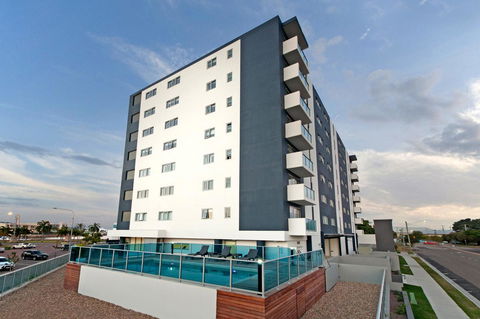 Allure Hotel & Apartments - Tourism Gold Coast 1
