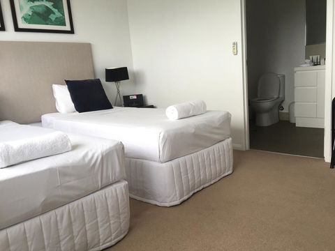 Allure Hotel & Apartments - Tourism Gold Coast 31
