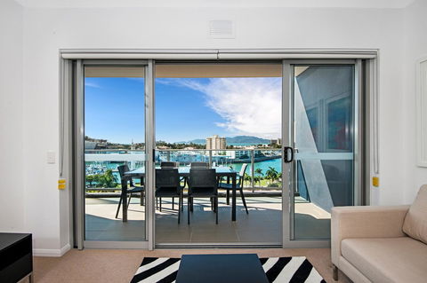 Allure Hotel & Apartments - Tourism Gold Coast 26