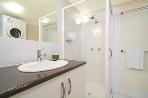 The Port Douglas Queenslander - Tourism Gold Coast 10