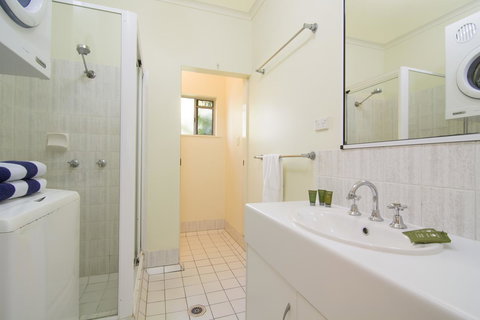 The Port Douglas Queenslander - Tourism Gold Coast 12