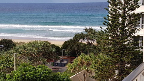 Surfers Chalet - Tourism Gold Coast 23