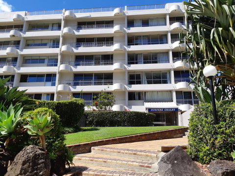 Surfers Chalet - Tourism Gold Coast 1