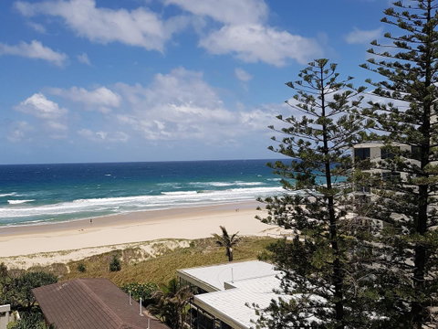 Surfers Chalet - Tourism Gold Coast 35
