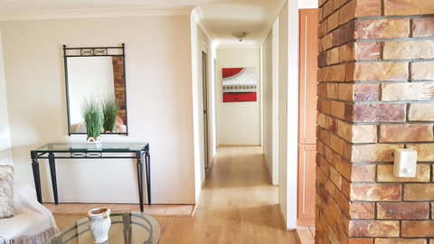 Surfers Chalet - Tourism Gold Coast 22