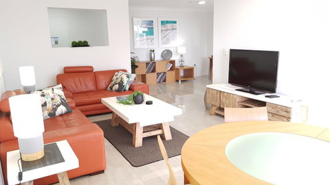 Surfers Chalet - Tourism Gold Coast 16