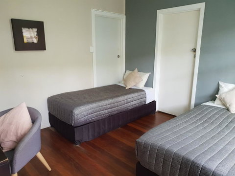 Backpackers In Paradise 18-35 Hostel - Tourism Gold Coast 5