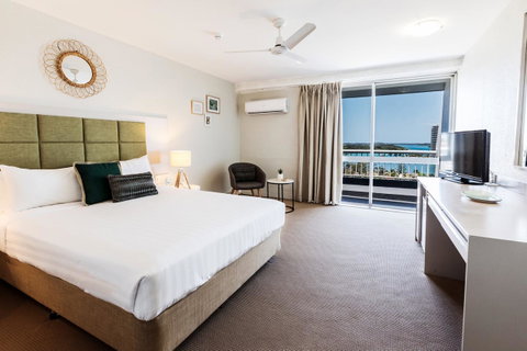 Greenmount Beach House - Tourism Gold Coast 11
