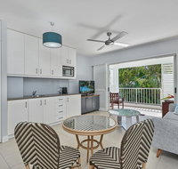 Couples private spa beach getaway - Tourism Gold Coast