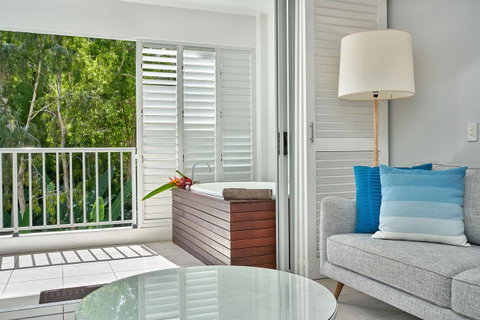 Palm Cove Paradise - Couples Spa Beach Getaway - Tourism Gold Coast 8