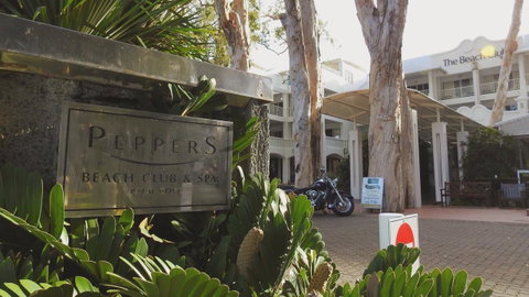 Palm Cove Paradise - Couples Spa Beach Getaway - Tourism Gold Coast 2