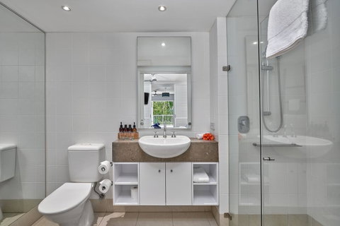 Palm Cove Paradise - Couples Spa Beach Getaway - Tourism Gold Coast 5