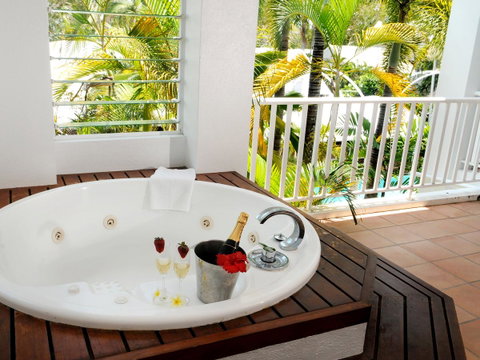 The Reef House Adults Retreat - Enjoy 28 Complimentary Inclusions - Tourism Gold Coast 16