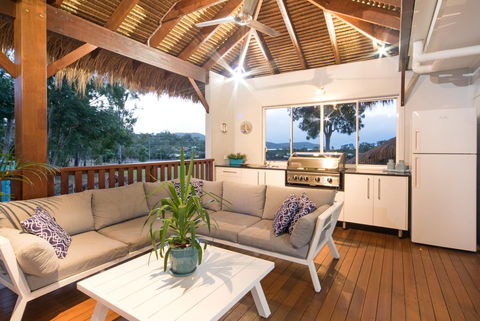 Whitsunday Luxury Homes - Tourism Gold Coast 2