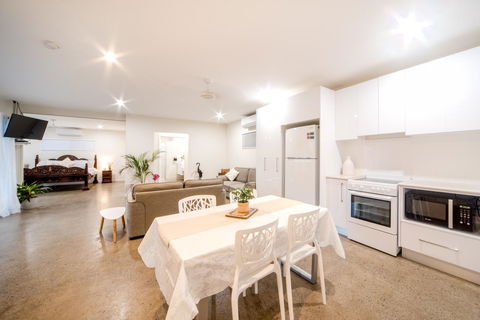 Whitsunday Luxury Homes - Tourism Gold Coast 10