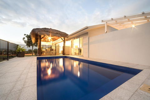Whitsunday Luxury Homes - Tourism Gold Coast 0