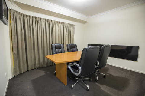 Emerald Maraboon Motor Inn - Gold Coast 12