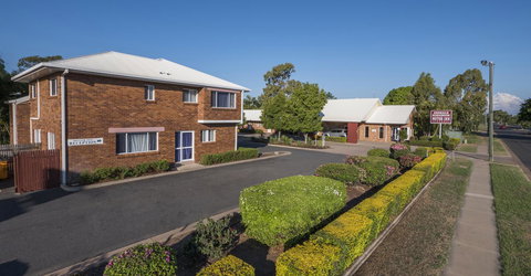 Emerald Maraboon Motor Inn - Gold Coast 5