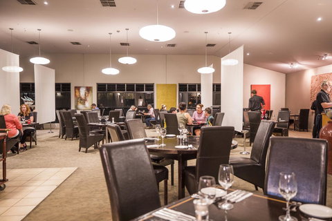 Emerald Maraboon Motor Inn - Gold Coast 14