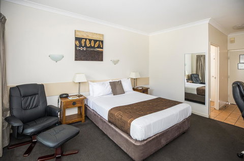 Emerald Maraboon Motor Inn - Gold Coast 36